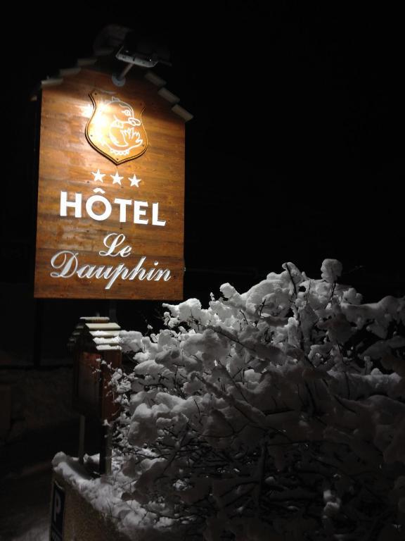 Hotel Le Dauphin Villard-de-Lans Exterior foto